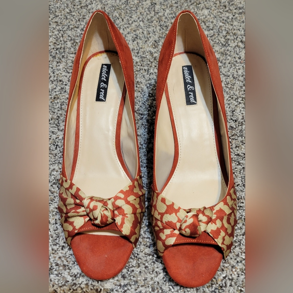 Size 10M Wedges